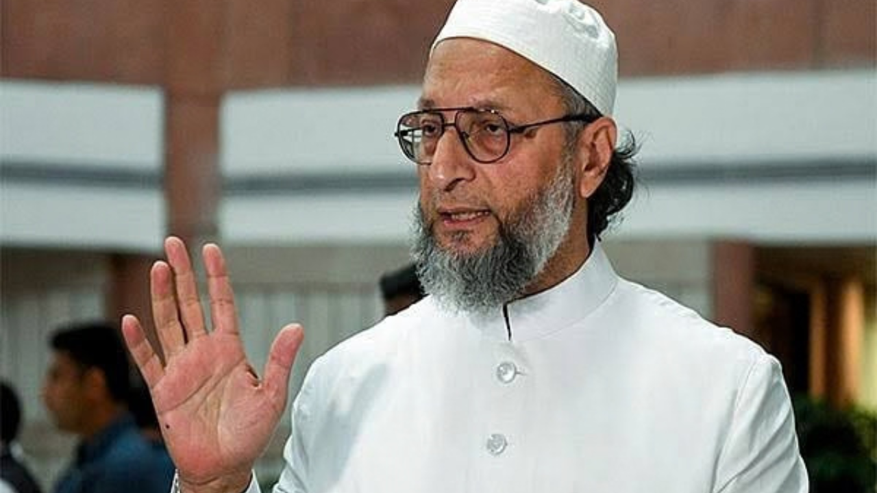 उप कृषि निदेशक के खिलाफ जांच की मांग, AIMIM जिलाध्यक्ष ने DM के सामने उठाया मामला